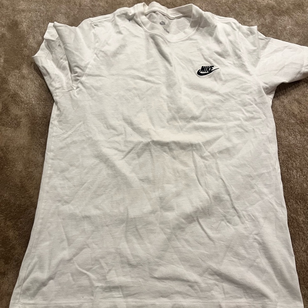 Nike Men's White T-Shirt
